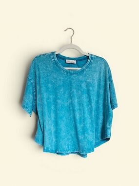 Zenana Crinkled Acid Washed Tee- Turquoise